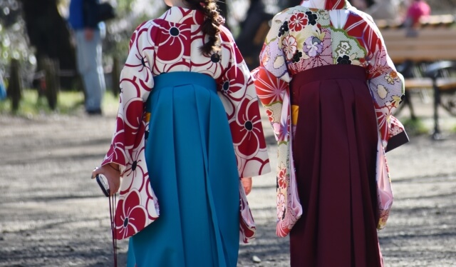 袴は着物買取でいくらで売れる？平均買取相場は？