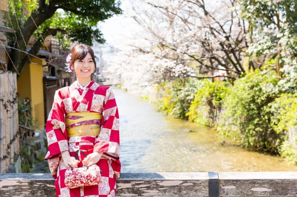 中古の銘仙着物は着物買取で売ることができる？