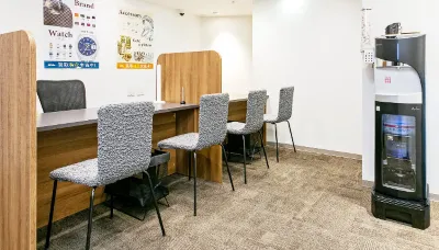 横浜モアーズ店